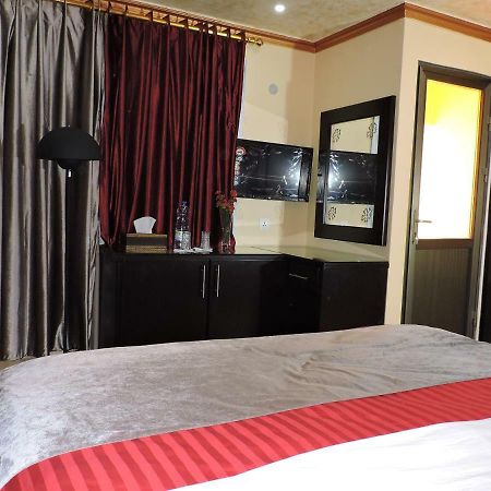 Valentine Inn Luxury Wadi Musa Exterior photo