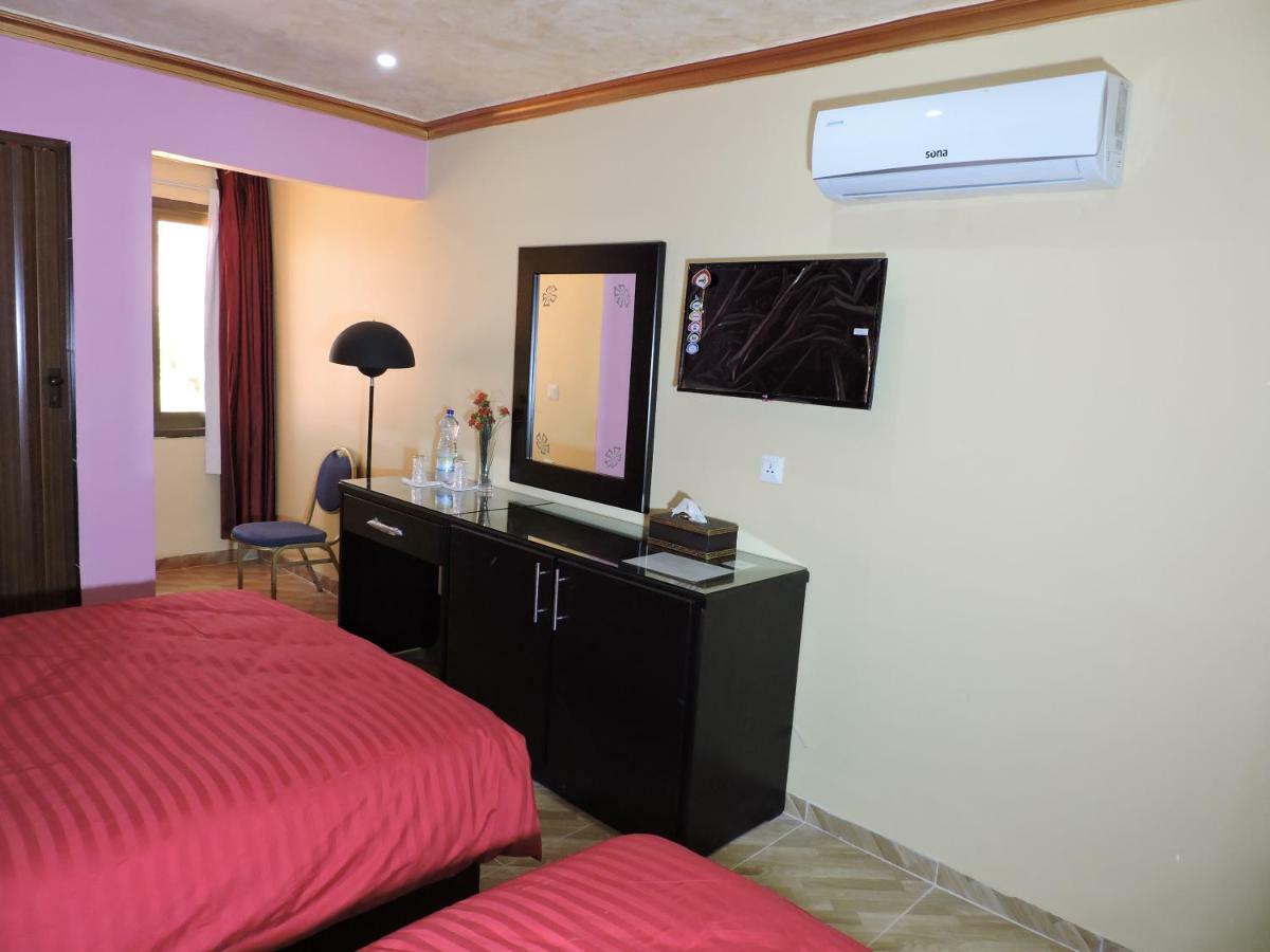 Valentine Inn Luxury Wadi Musa Exterior photo