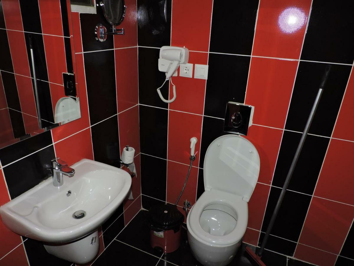Valentine Inn Luxury Wadi Musa Exterior photo