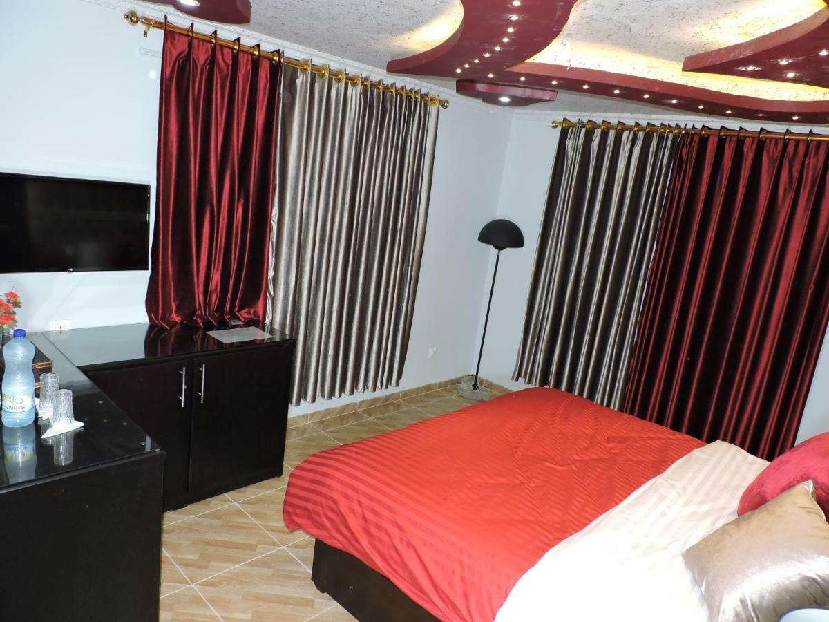Valentine Inn Luxury Wadi Musa Exterior photo