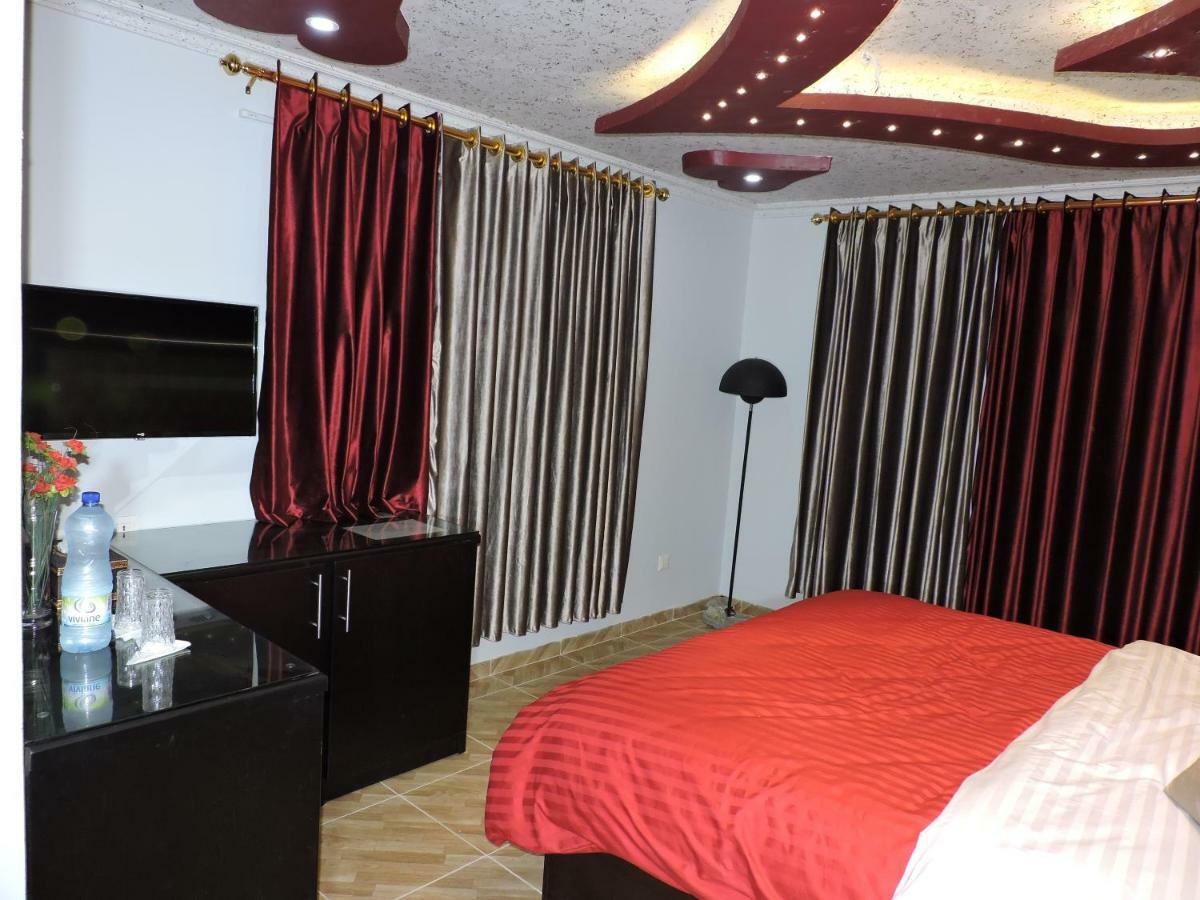 Valentine Inn Luxury Wadi Musa Exterior photo